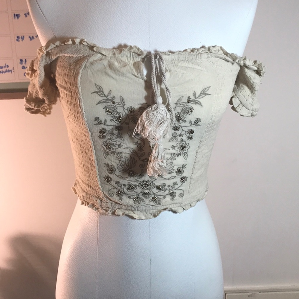 c + j collection Beige Crop Top